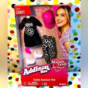 Addison Rae Fashion Accessory Pack- Comfy, Clothing and Accessories